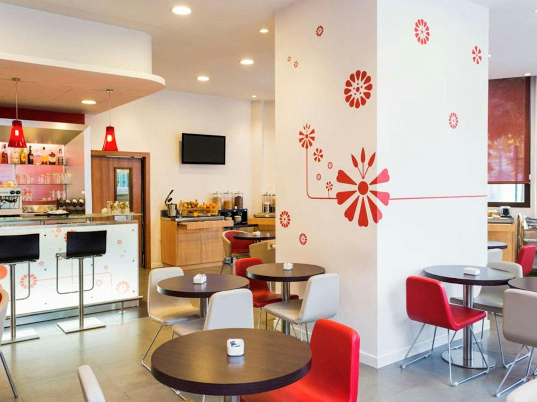 B&B HOTELS Zaragoza Centro 18/19