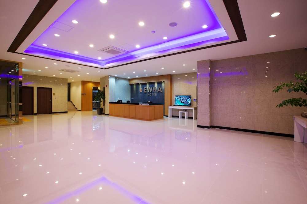 Ewha Hotel 9/30