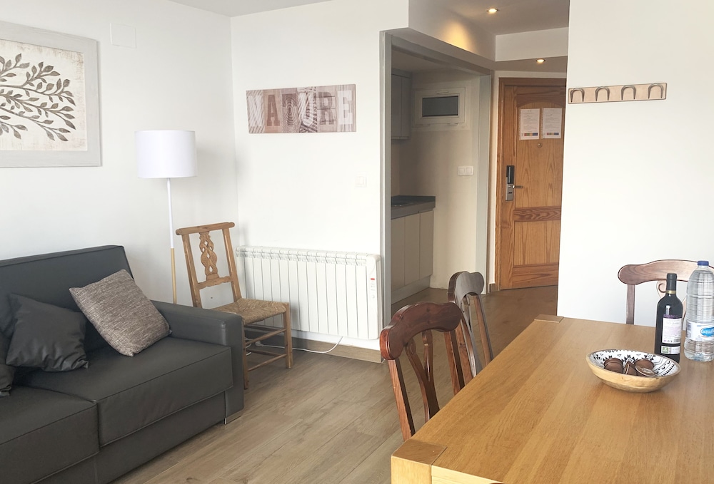 Apartamentos Sabica Nevada Plaza 8/17