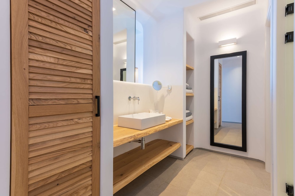 Radisson Blu Euphoria Resort 74/75