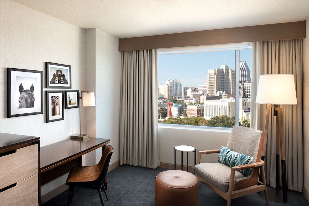 Grand Hyatt San Antonio River Walk 39/75