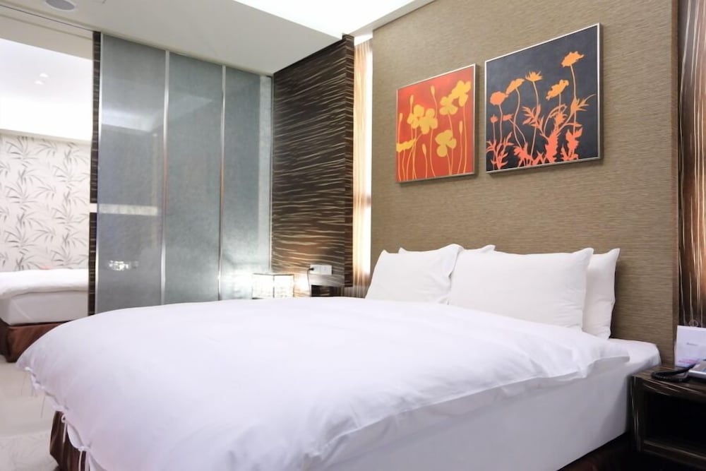 Skylight B&amp;B 19/65