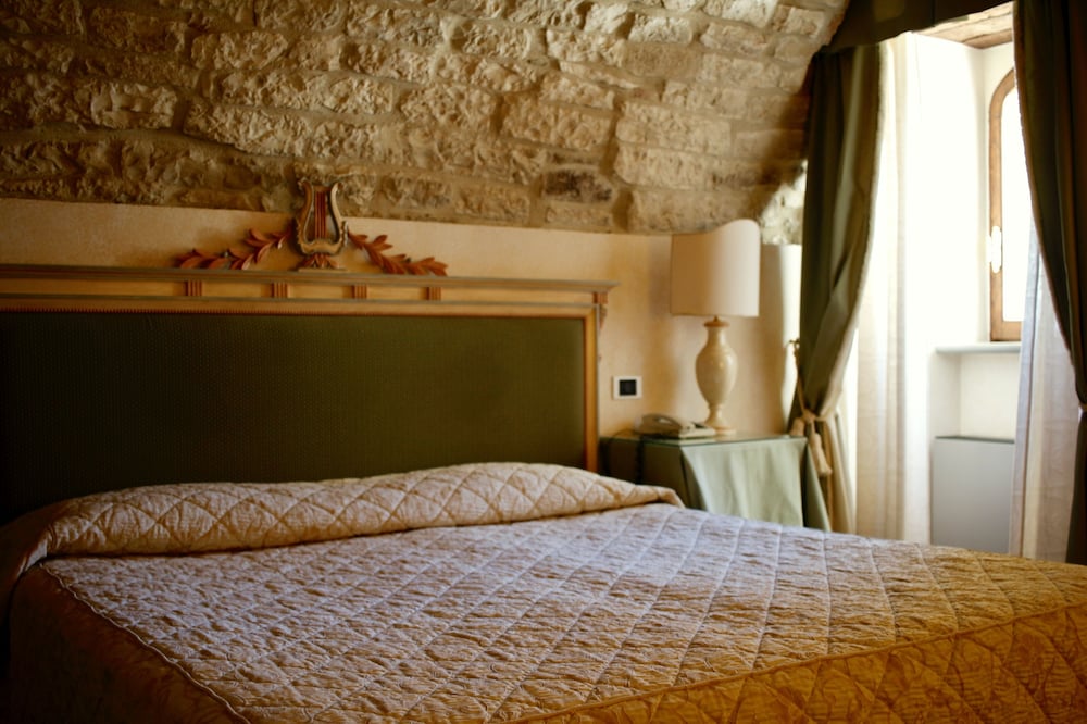 JUNIOR SUITE, SUPERIOR