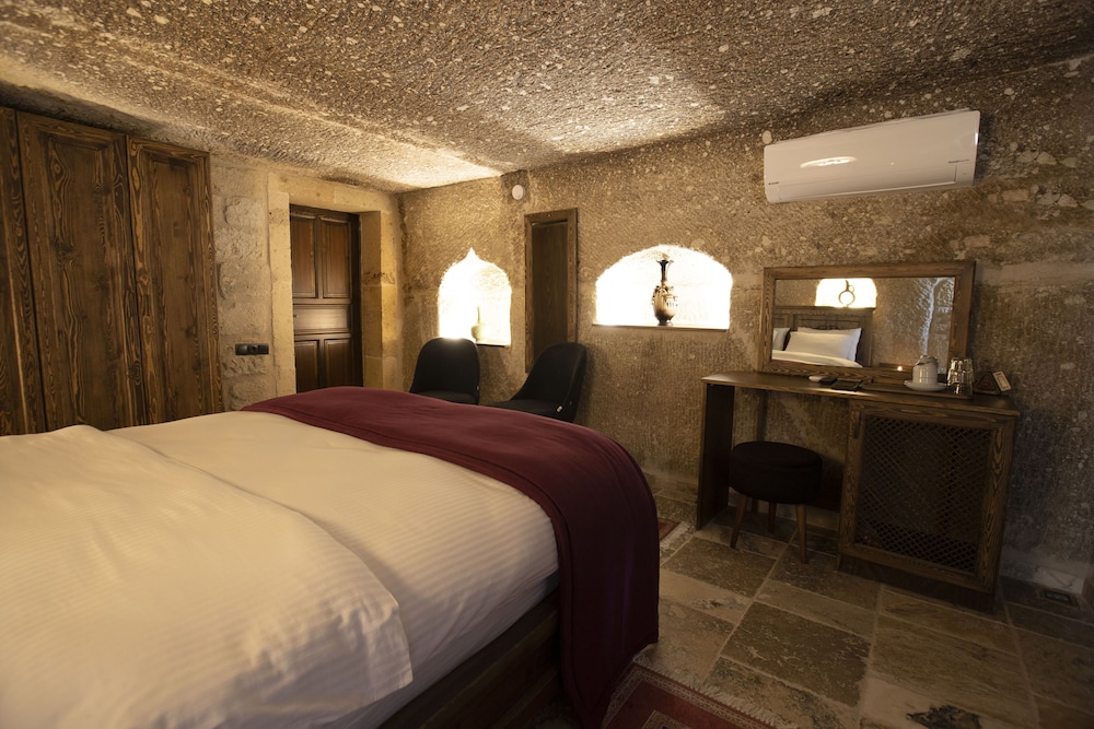 Medusa Cave Hotel 12/50