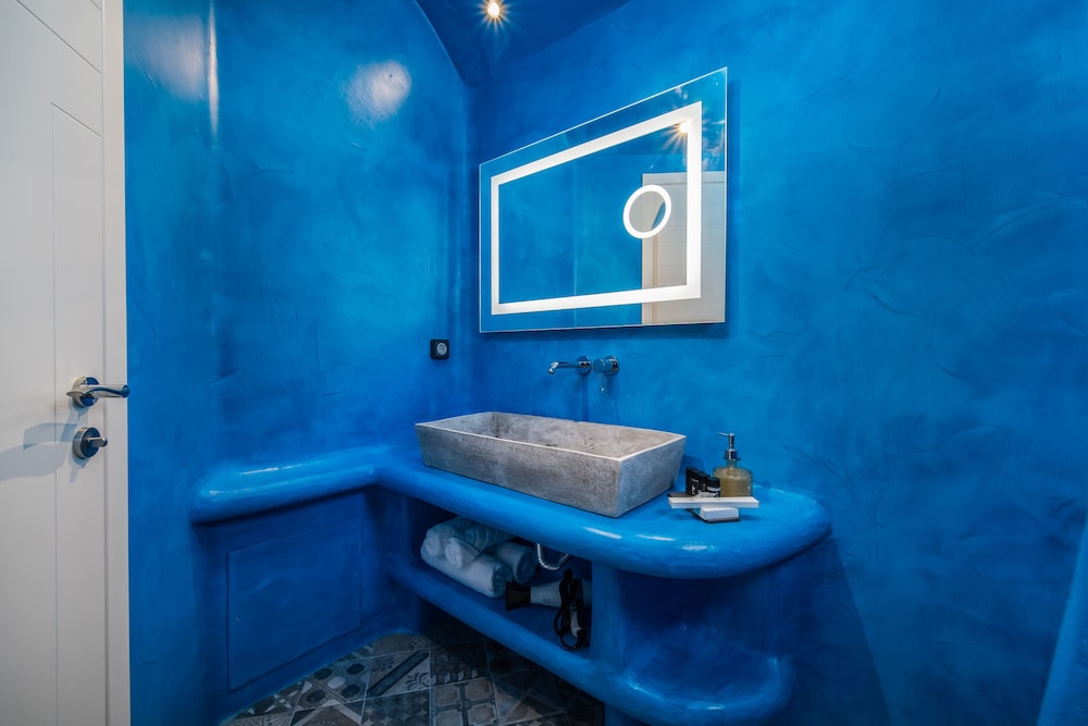 Aegean Blue Suites 97/99