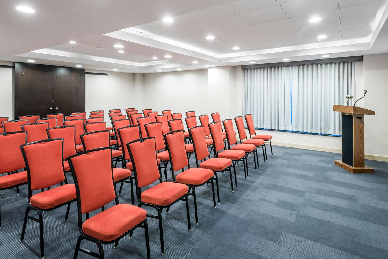 TRYP by Wyndham New York City Times Square Midtown 41/44