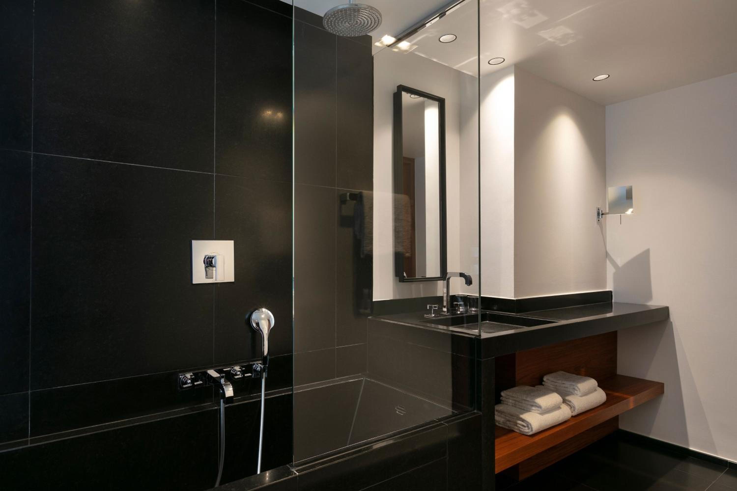 غرفة بريستيج بسريرين منفصلين، Le Metropolitan Paris Tour Eiffel, a Tribute Portfolio Hotel 6/6
