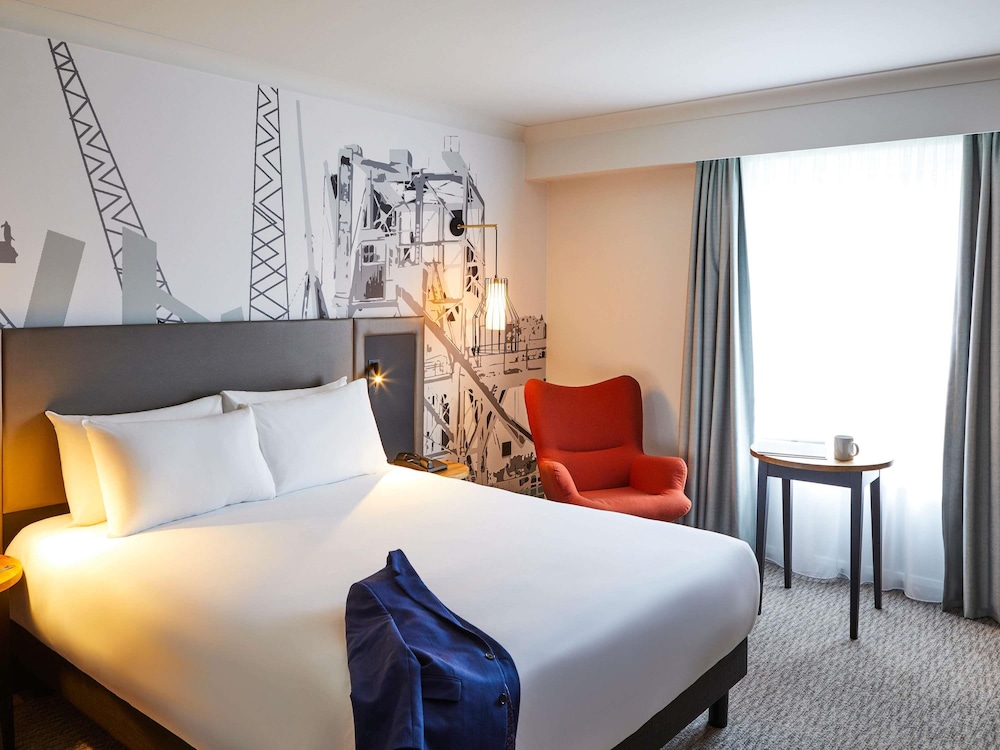 Mercure Cardiff North Hotel 8/50
