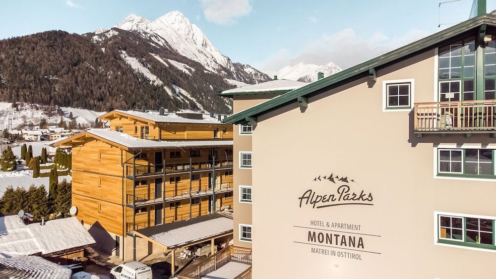 AlpenParks Hotel Matrei 1/43