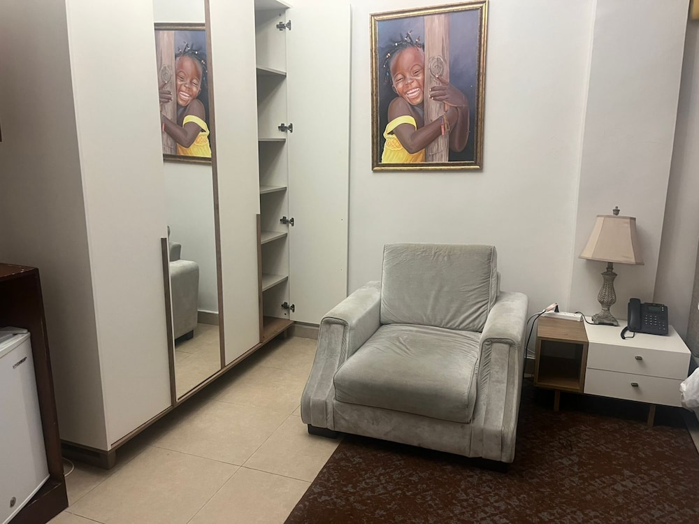 Bella Casa Hotel 31/50