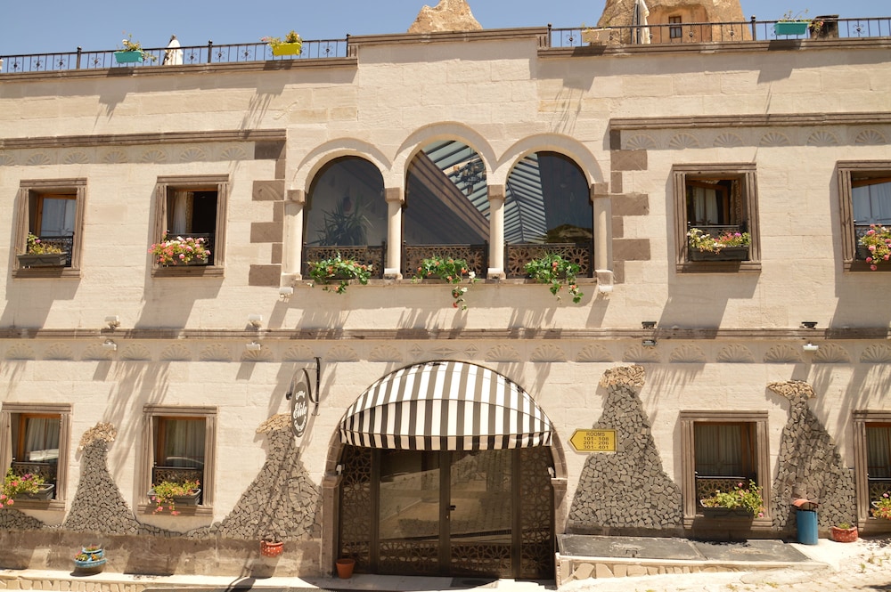 Grand Elite Cave Suites photo5