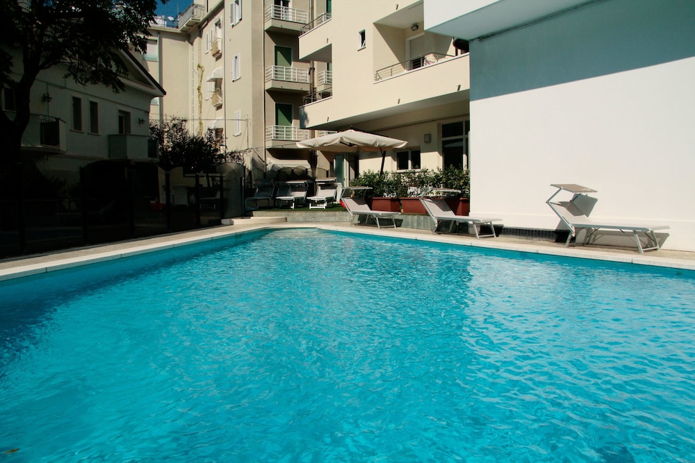 Hotel Bellevue 40/41