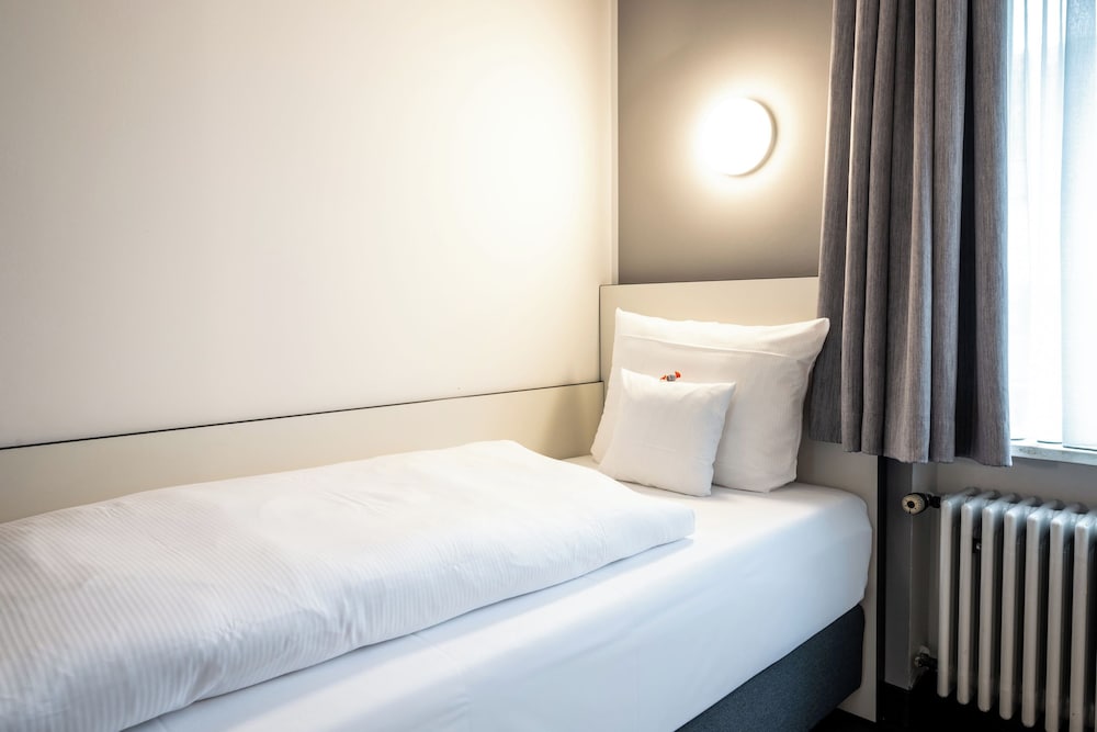 Axxe Motel Kassel Ost 25/50