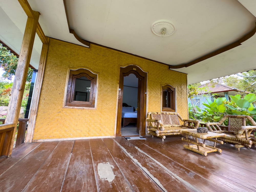 Mulia Garden Bungalows 9/50