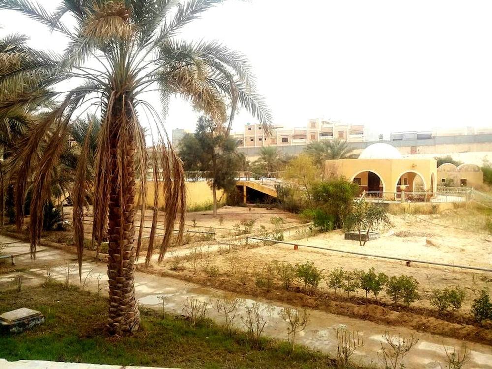 Hotel Louss El Oued 20/23