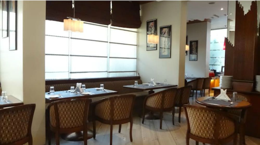 Hotel Residency Andheri 45/55