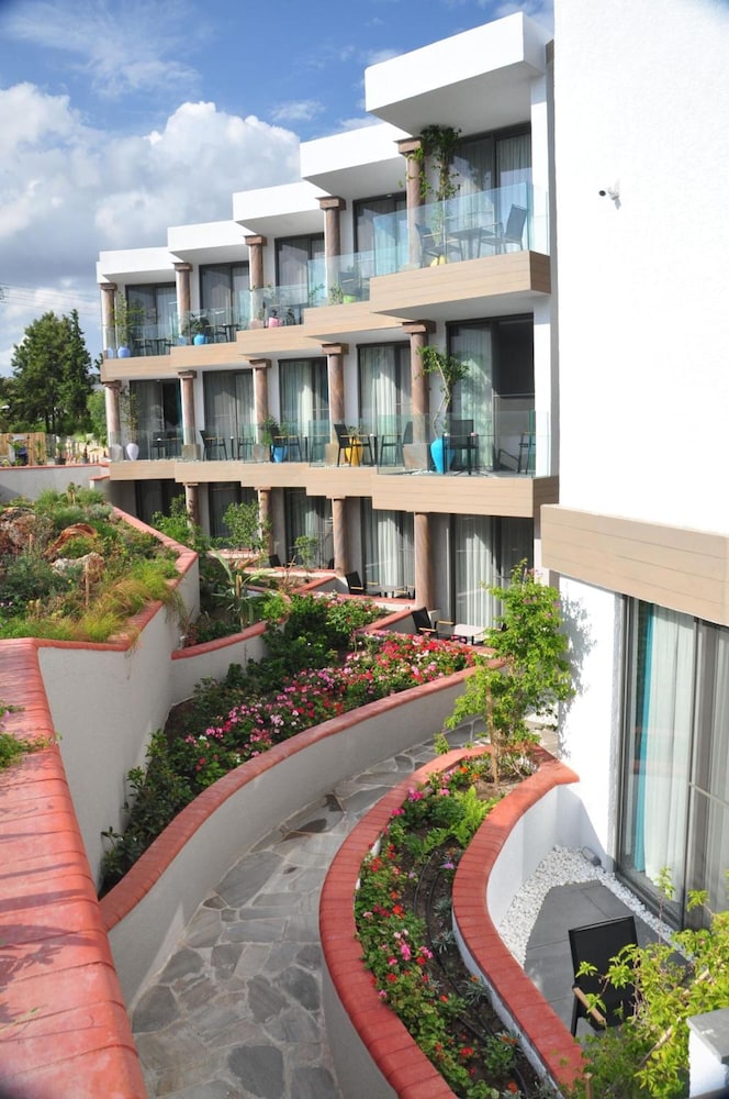 Herodot Beach Otel 4/50
