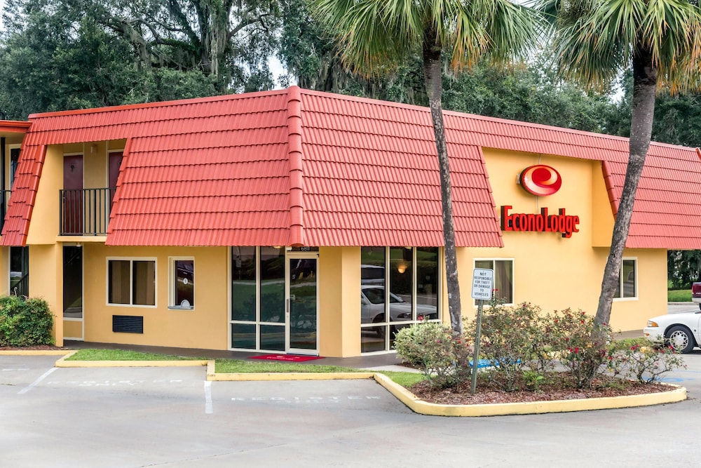 Econo Lodge Live Oak, FL 3/35