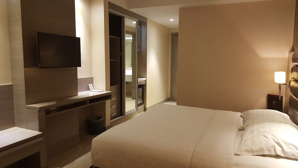 Prime Asia Hotel 17/50