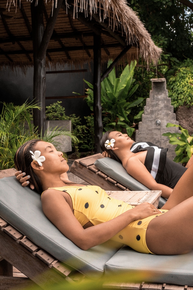 Koh Tao Heights Boutique Villas 1/25