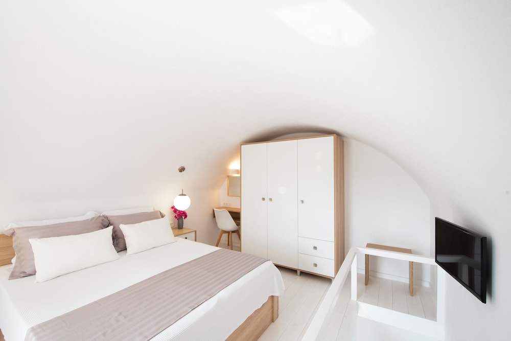 White Orchid Luxury Suites 18/50