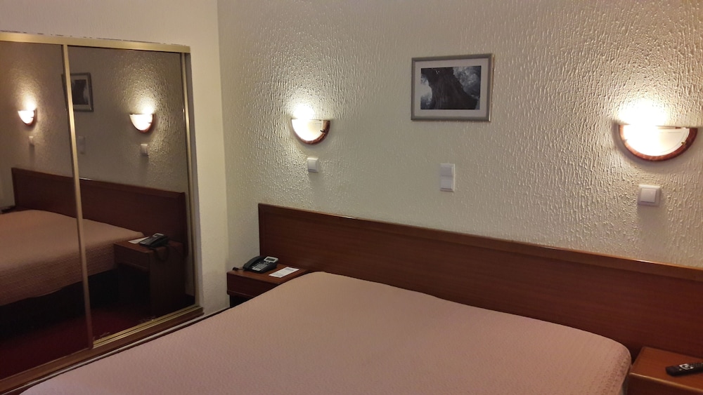 HOTEL SAO GABRIEL(FORMERLY Solar Residencial S. Gabriel) 16/45