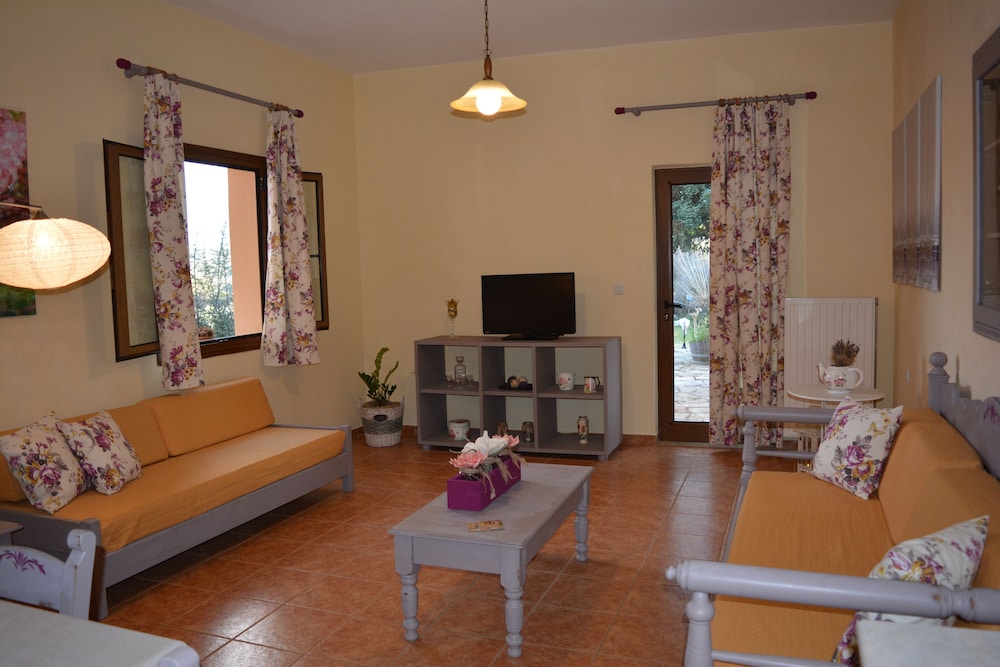 Elianthos Villa 27/41