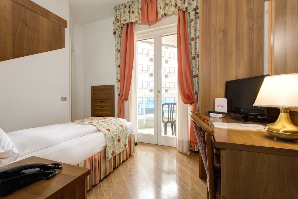 Hotel Cavalieri Palace 60/90