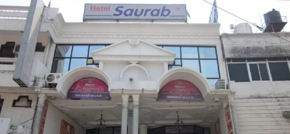 HOTEL SAURAB 1/5