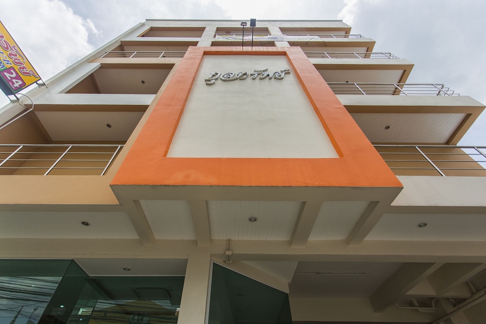 Kulasab Hotel 1/17