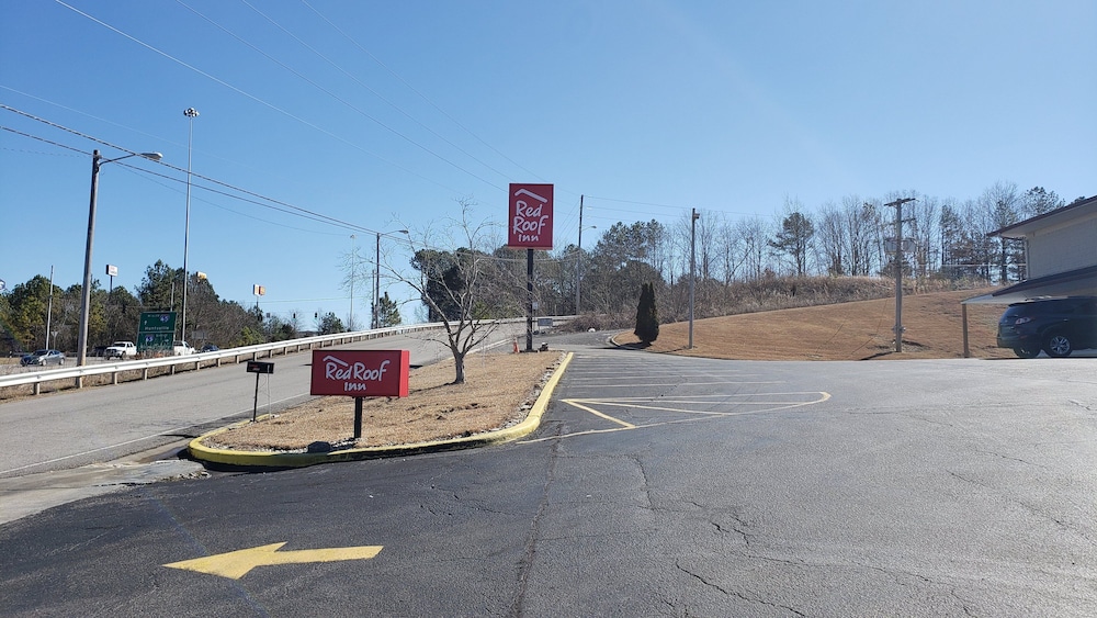 Red Roof Inn Cullman 11/16