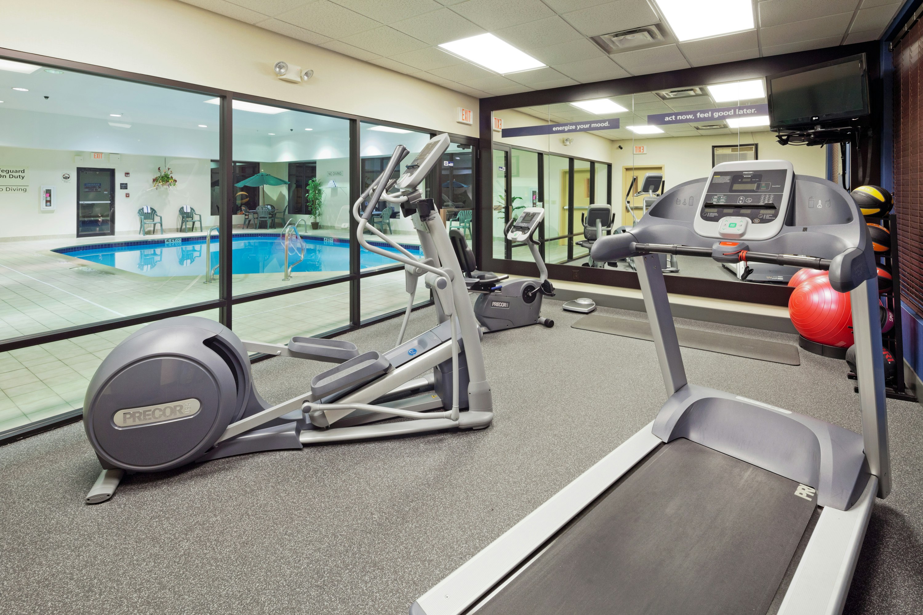 Hampton Inn Youngstown - North 47/80