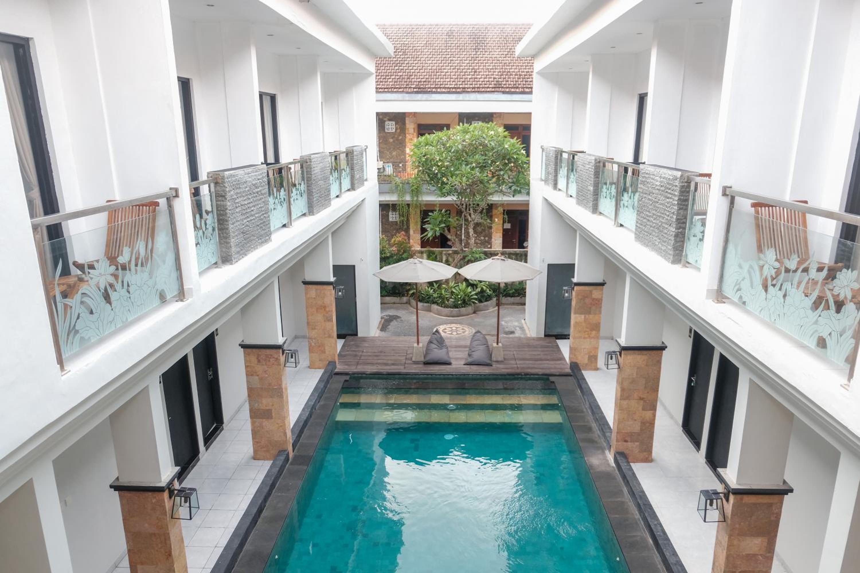 Guyana Bali Hotel 12/17