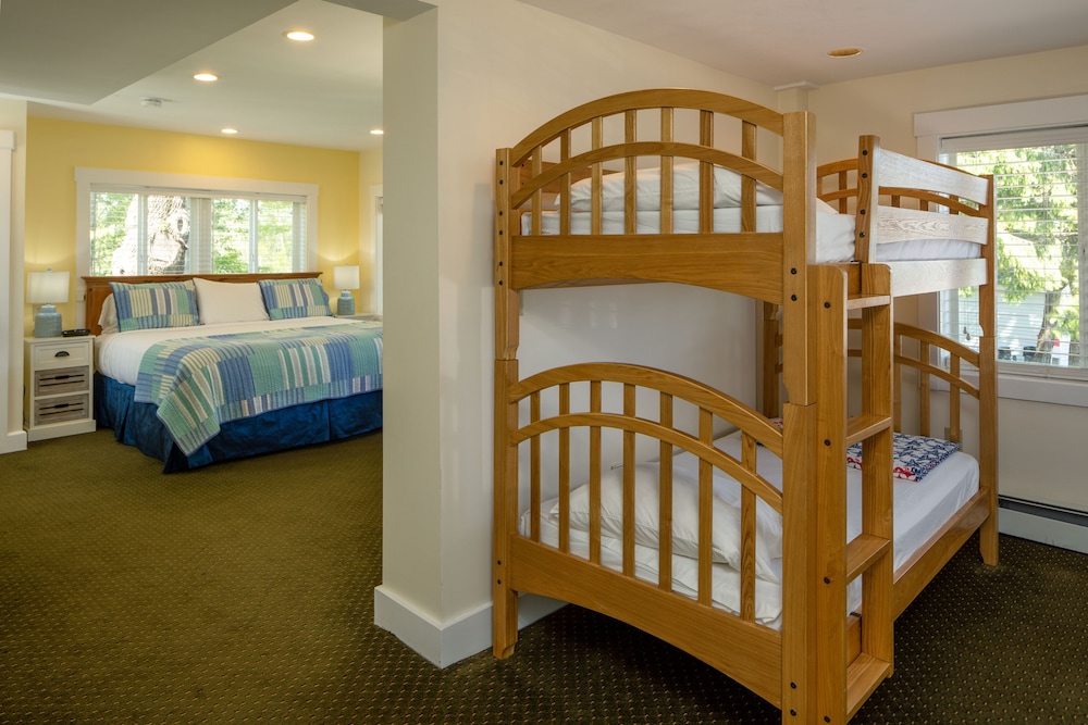 Glen Cove Inn and Suites 20/50