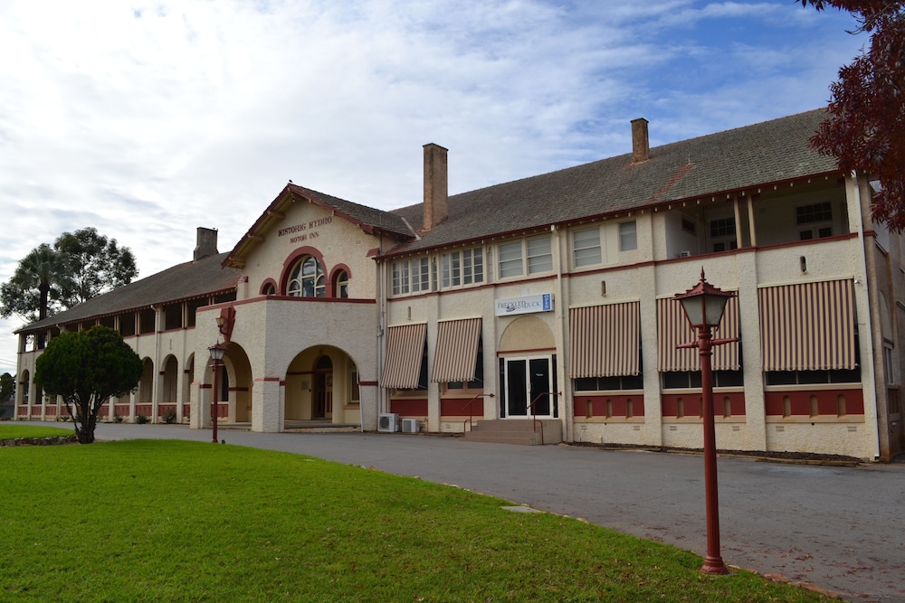 HISTORIC HYDRO MOTOR INN 2/49