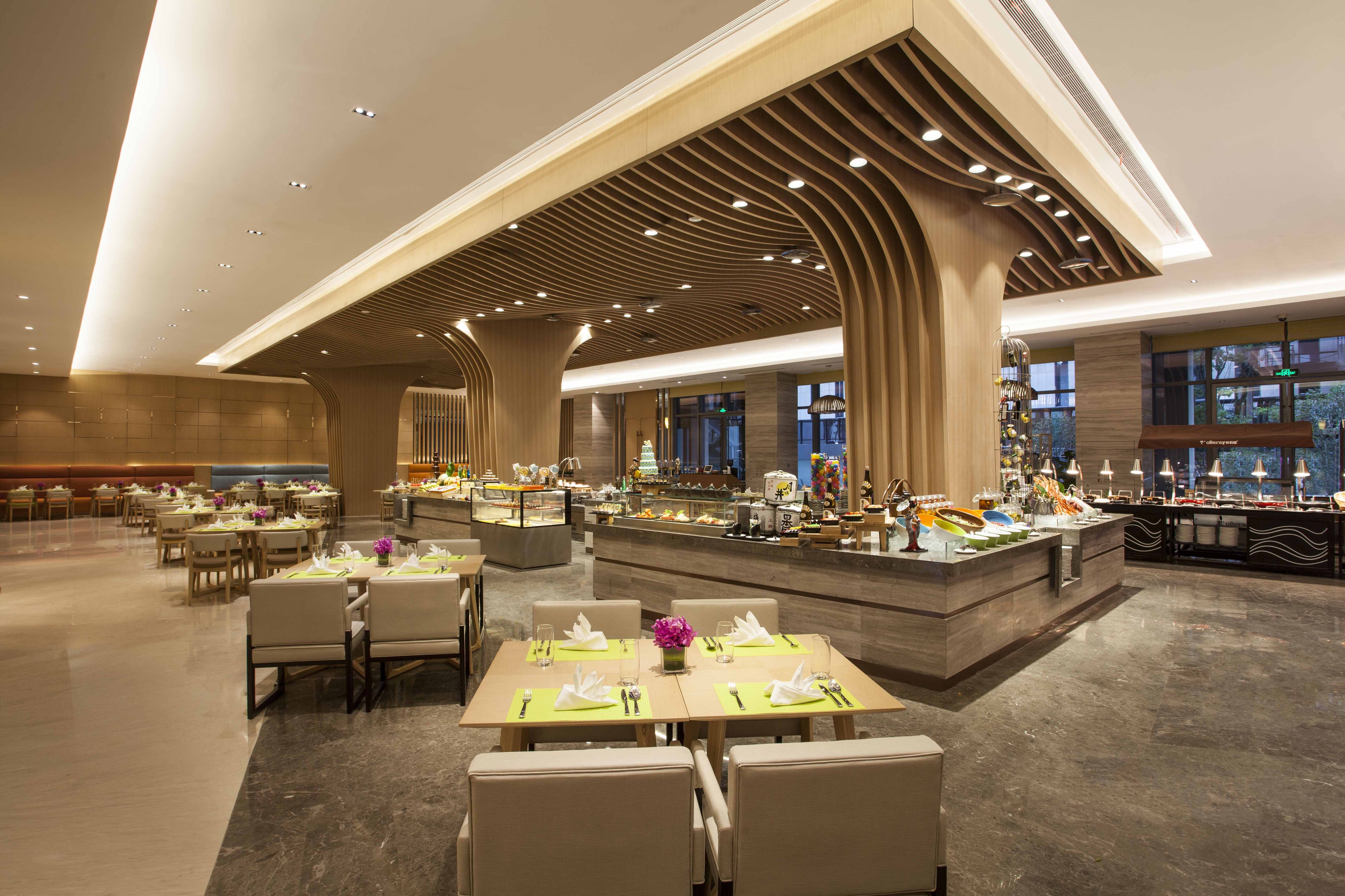 Holiday Inn Suzhou Huirong Plaza 33/50