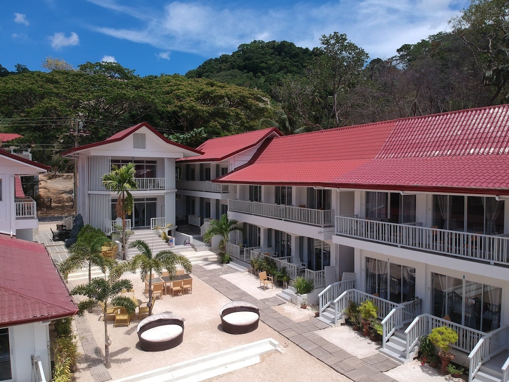 Stunning Republic Beach Resort 7/58