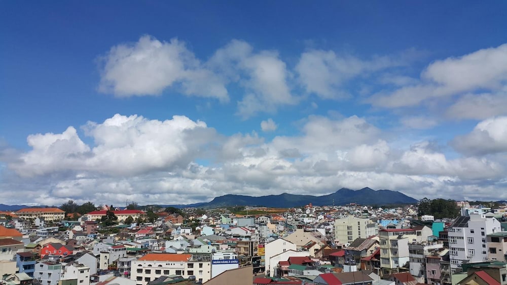 Hana Dalat Hotel 33/34