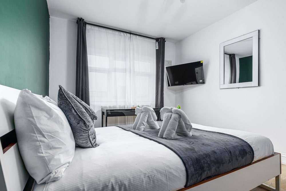 City Gate Guest House 24/55