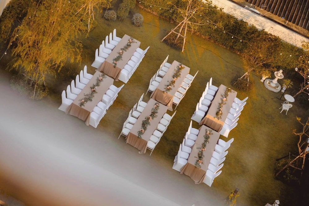 Hotel Agnes 3/25
