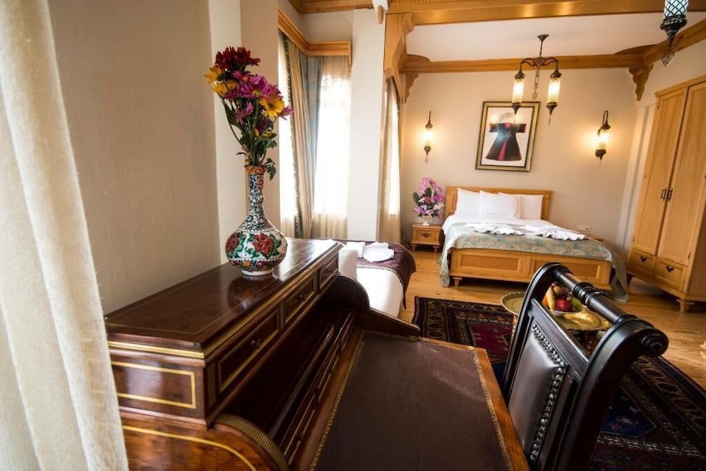 Sultan Corner Suites 38/49