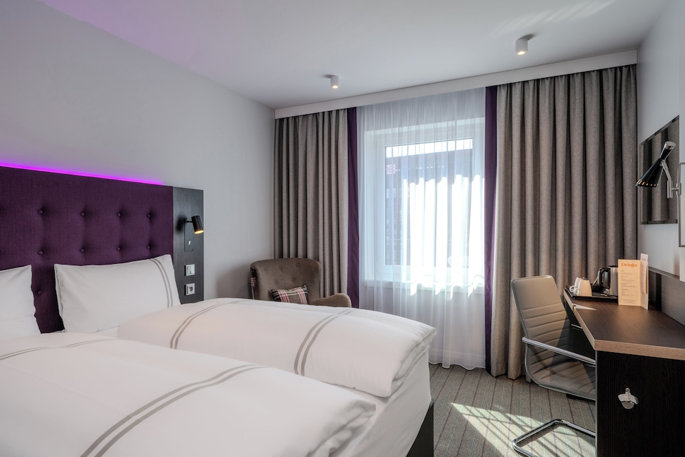 Room at Premier Inn Hannover City Centre, HANNOVER