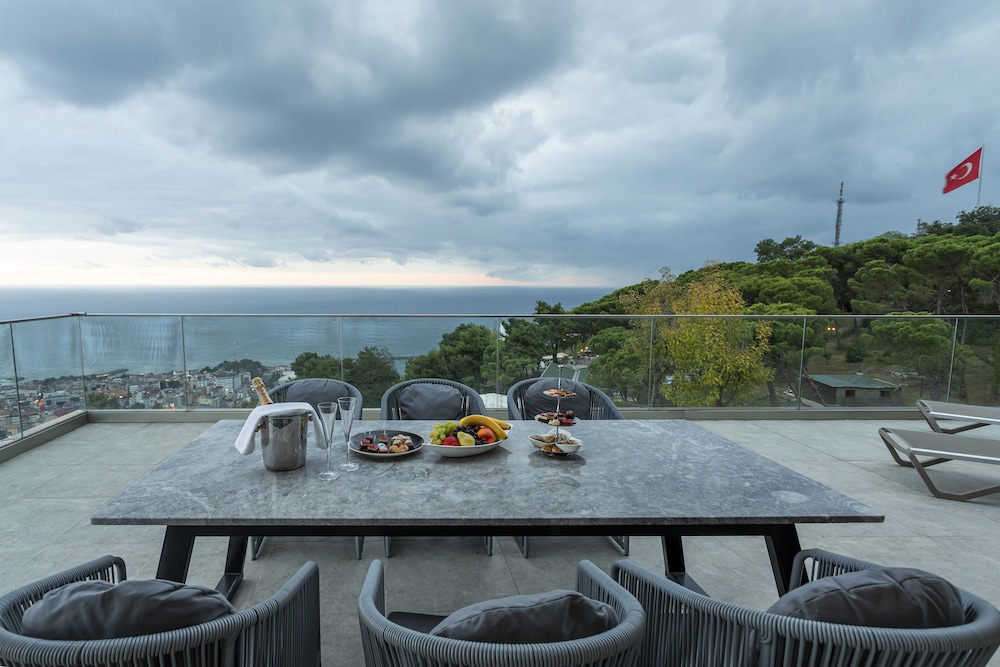 Radisson Blu Hotel Trabzon 65/70