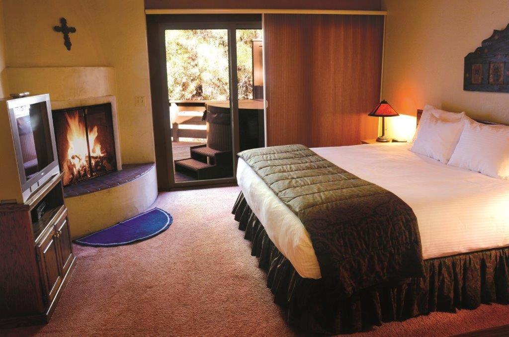 2 BEDROOMS, VILLA, FOREST VIEW, JETTED TUB