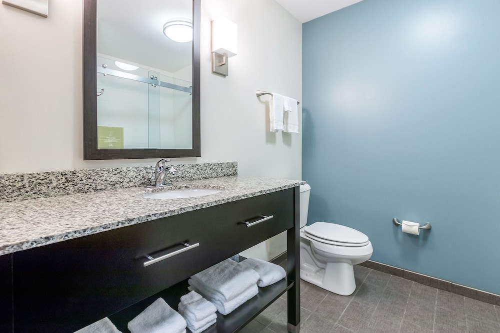 Sleep Inn & Suites West Des Moines near Jordan Creek 18/39
