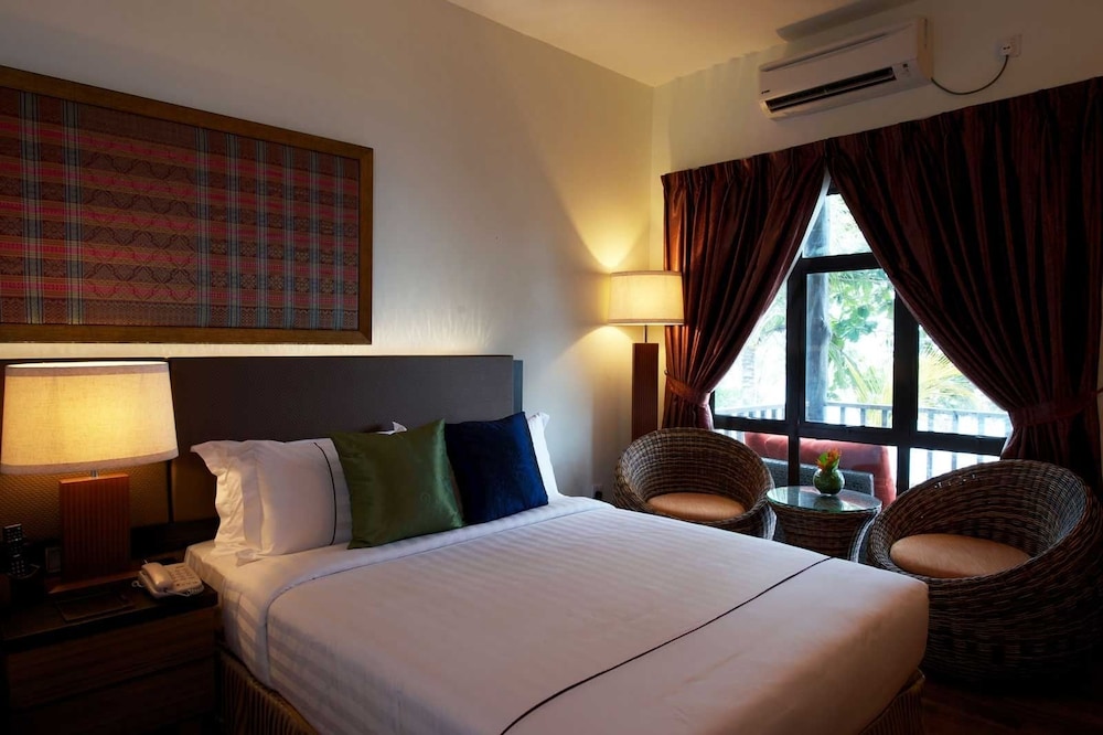 Tunamaya Beach and Spa Resort 16/69