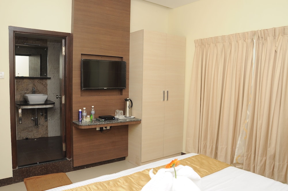 Saibala Grand Hotel 12/33