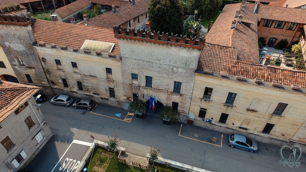 Hotel Tenimento Al Castello 1/50