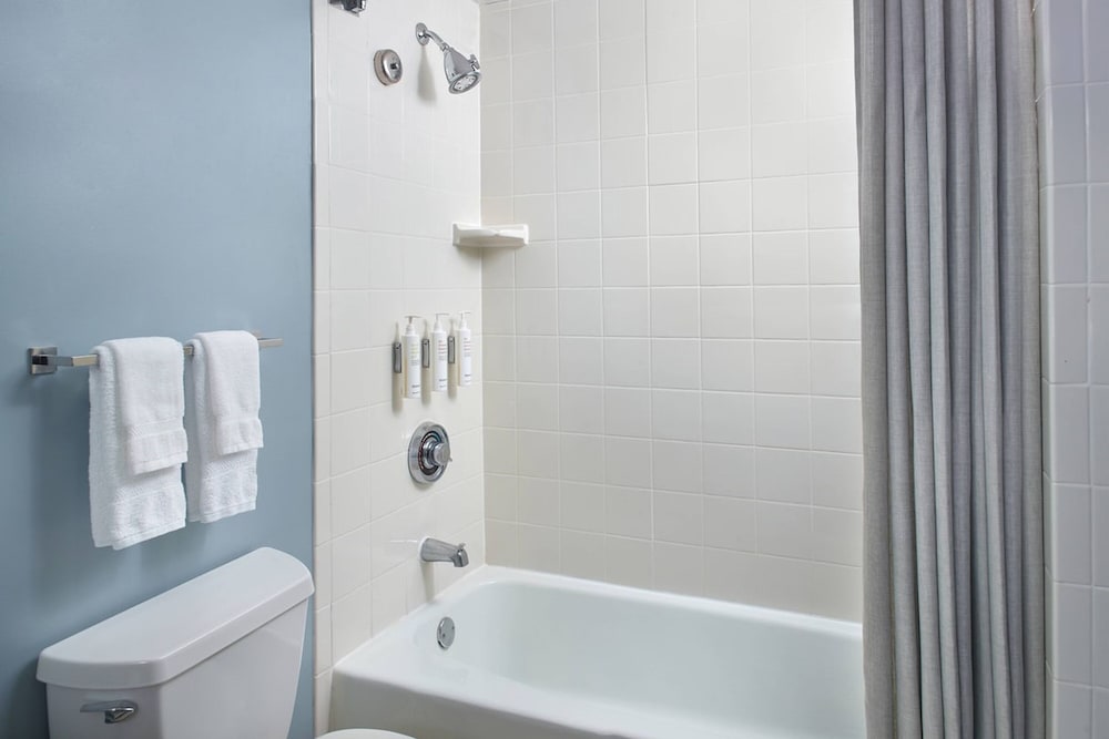Atlanta Evergreen Lakeside Resort 14/50