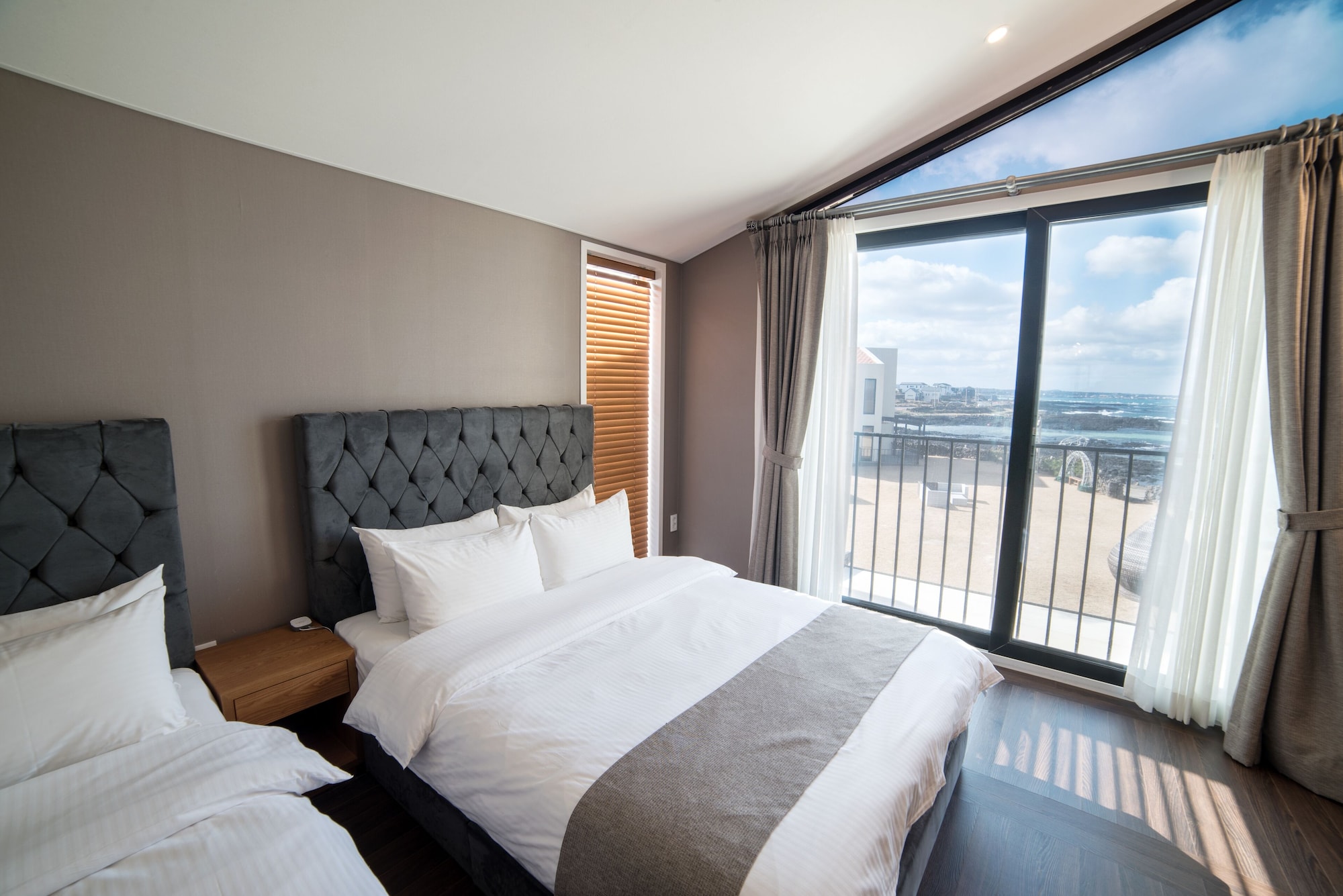 PREMIUM, SEA VIEW, GARDEN AREA
